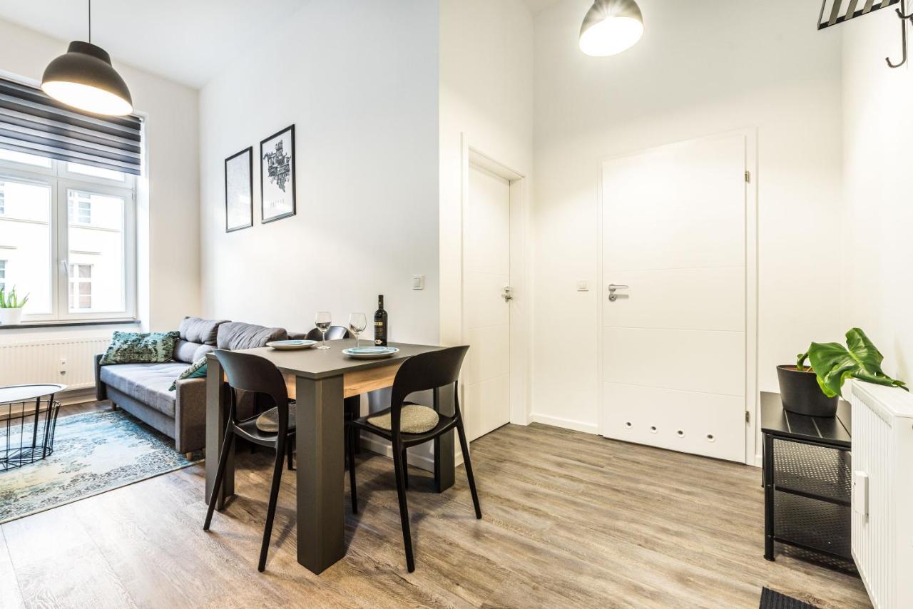 Apartament W Sercu Miasta Poznan Garbary 31 ภายนอก รูปภาพ